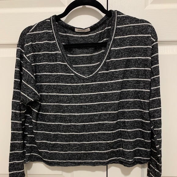 Buy 1 get 1 free ✨ Women’s Striped Top - Picture 1 of 3